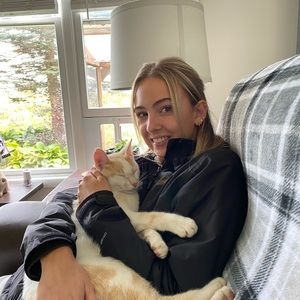 Meet your Posher, Erica